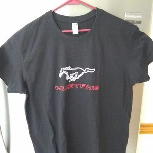 Men's Mustang xl tee shirt new